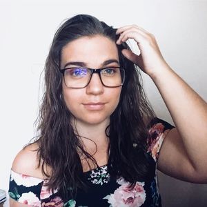 Meet your Posher, Hailey